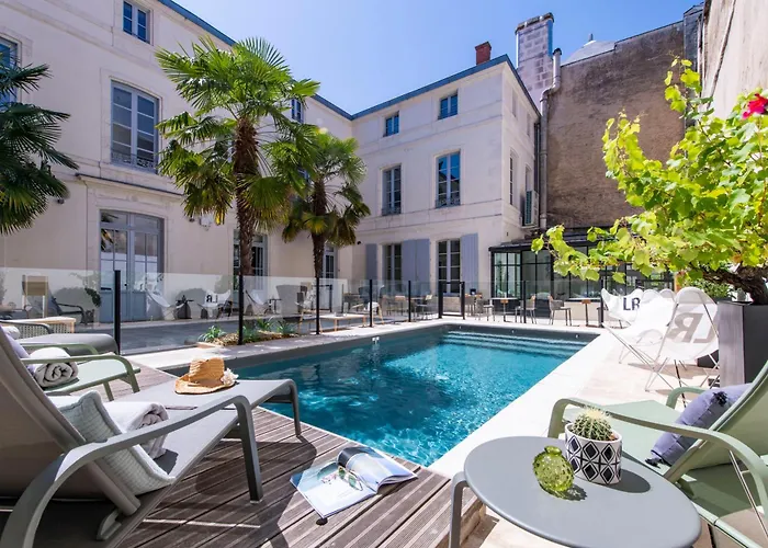 Villa Grand Voile - Christopher CoutanceauHotel la Rochelle