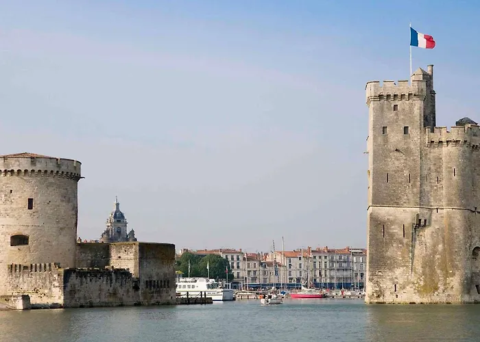 Ibis La Rochelle Centre Historique Hotel